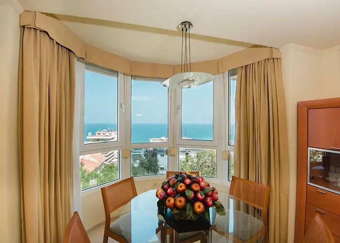 Bella Vista Luxury Апартаменты